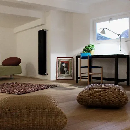 Apartment Debellini Design *